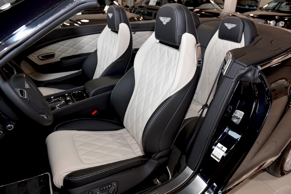 2014 Bentley Continental GT V8 Convertible Image 6
