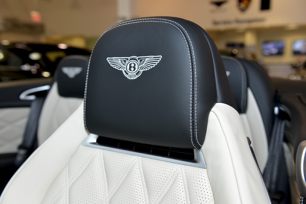 2014 Bentley Continental GT V8 Convertible Image 9