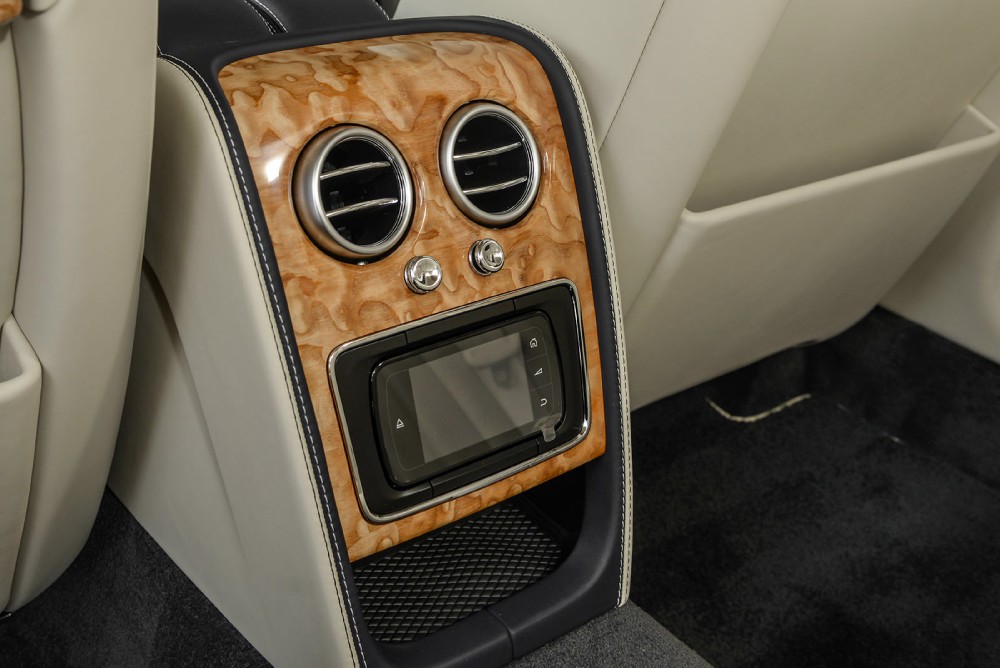 2015 Bentley Flying Spur V8 Image 14