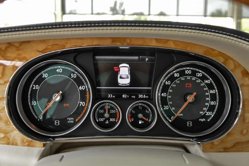 2015 Bentley Flying Spur V8 Image 17