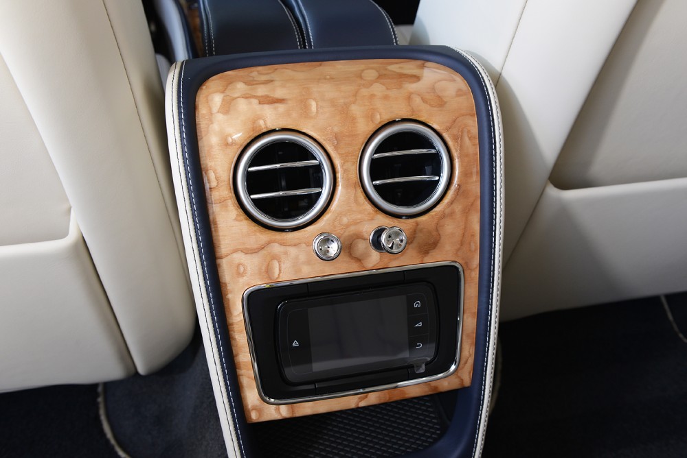 2015 Bentley Flying Spur V8 Image 14