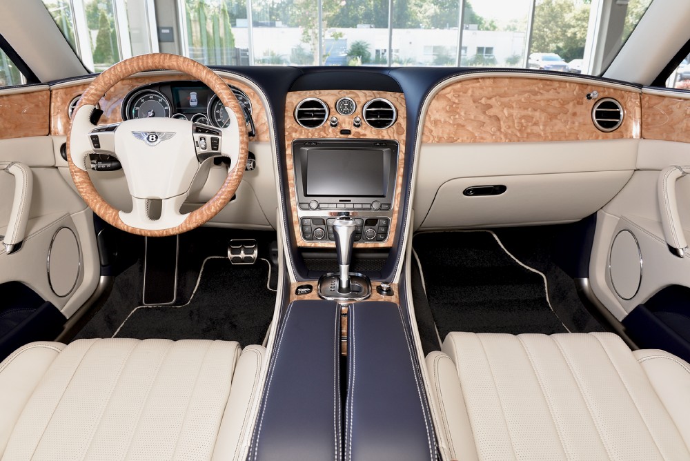 2015 Bentley Flying Spur V8 Image 3