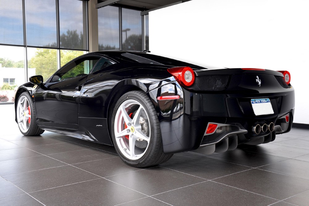2010 Ferrari 458 Italia Image 12