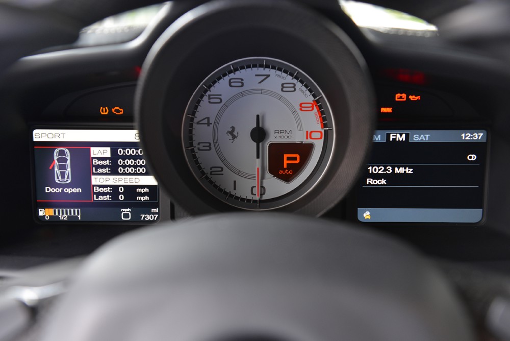 2010 Ferrari 458 Italia Image 17