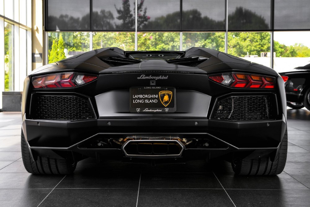 2014 Lamborghini Aventador Image 13