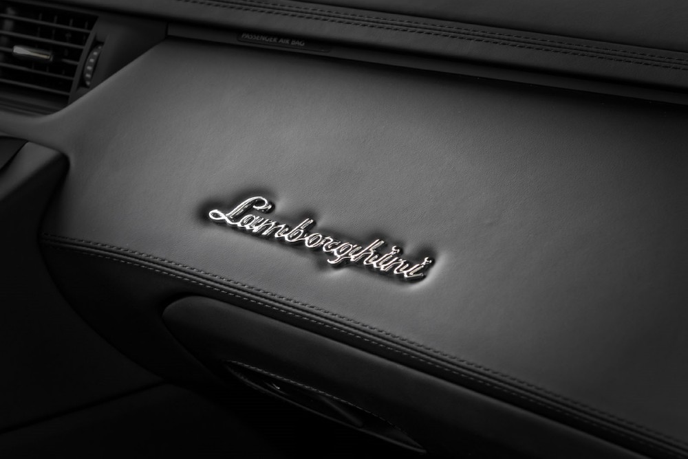 2014 Lamborghini Aventador Image 21