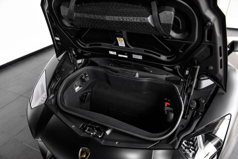 2014 Lamborghini Aventador Image 23