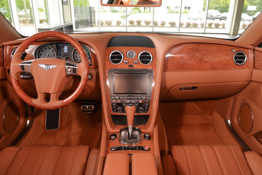 2015 Bentley Flying Spur V8 Image 3