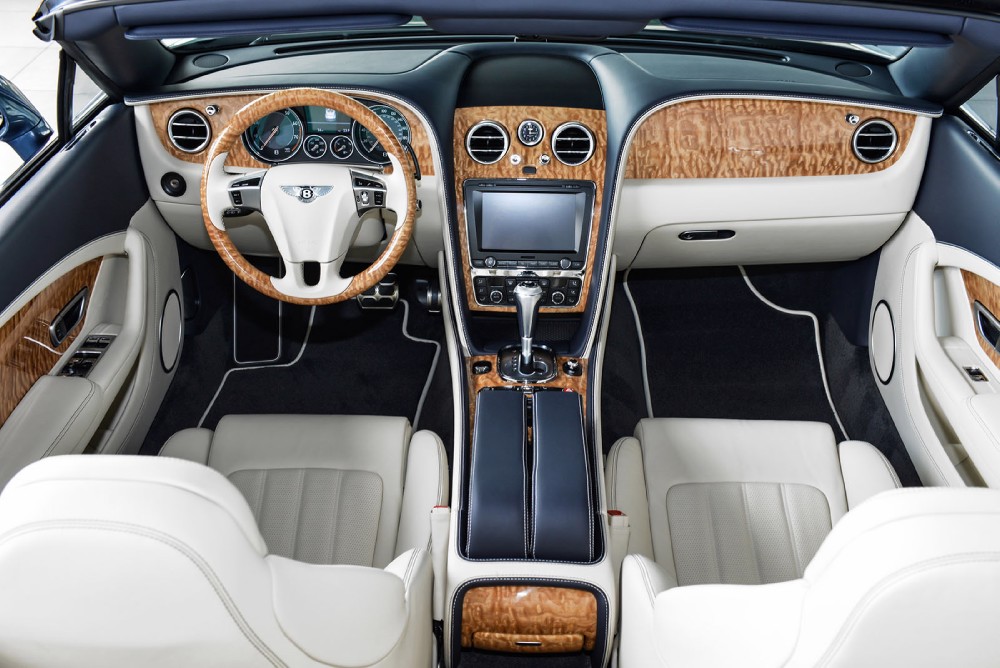 2015 Bentley Continental GT V8 Convertible Image 2