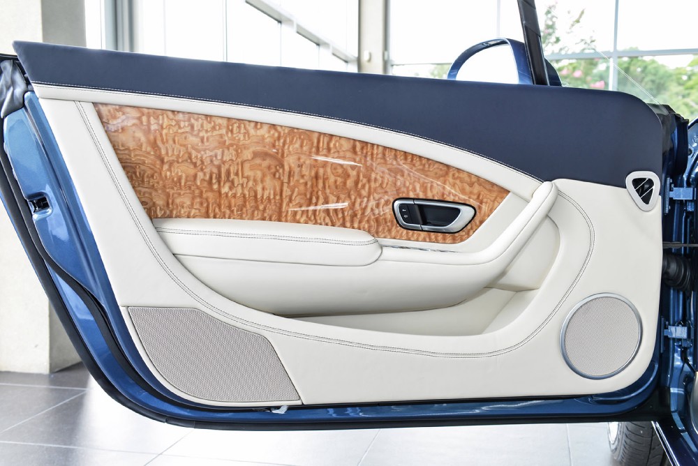 2015 Bentley Continental GT V8 Convertible Image 7