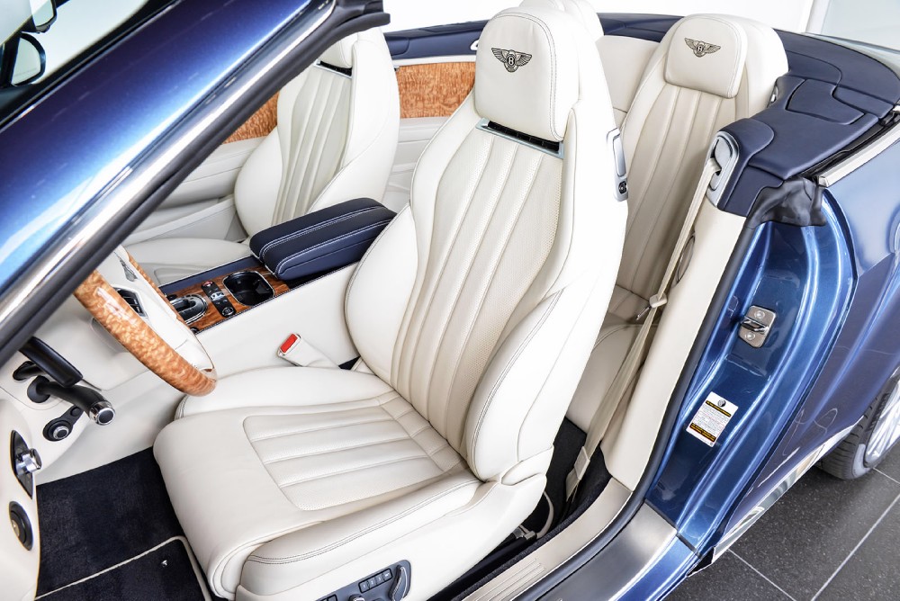 2015 Bentley Continental GT V8 Convertible Image 9