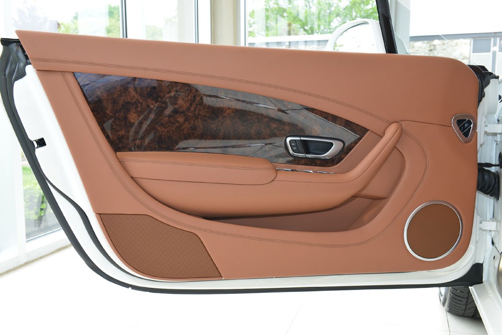 2014 Bentley Continental GT Convertible Image 12