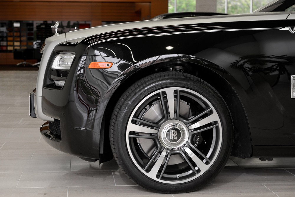 2014 Rolls-Royce Ghost Image 22
