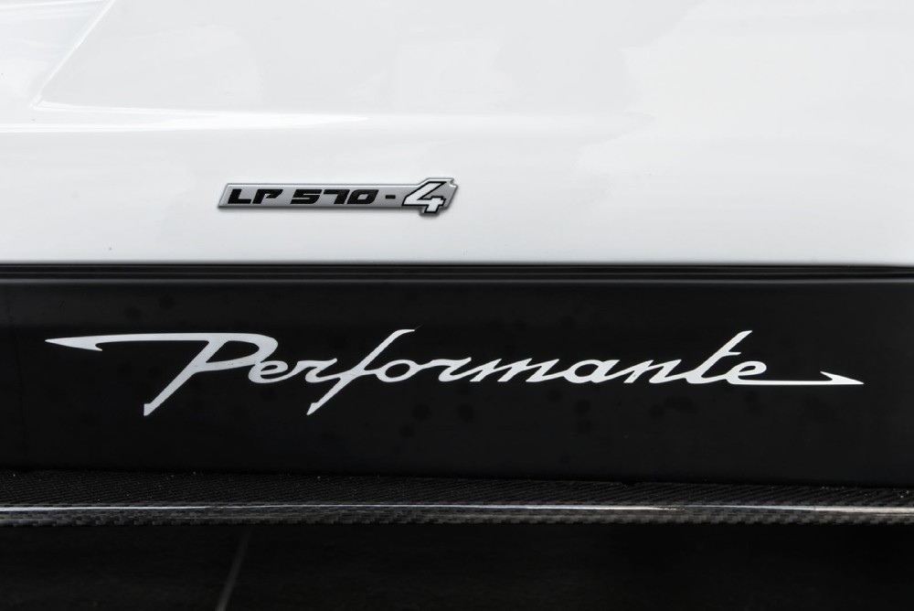 2013 Lamborghini Gallardo Image 19