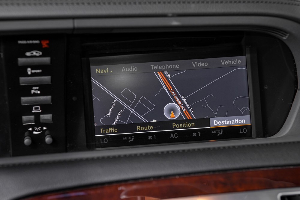 2013 Mercedes-Benz CL550 Image 15