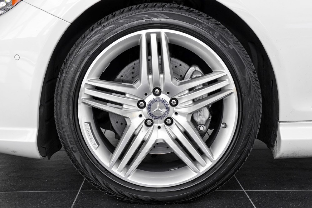 2013 Mercedes-Benz CL550 Image 4