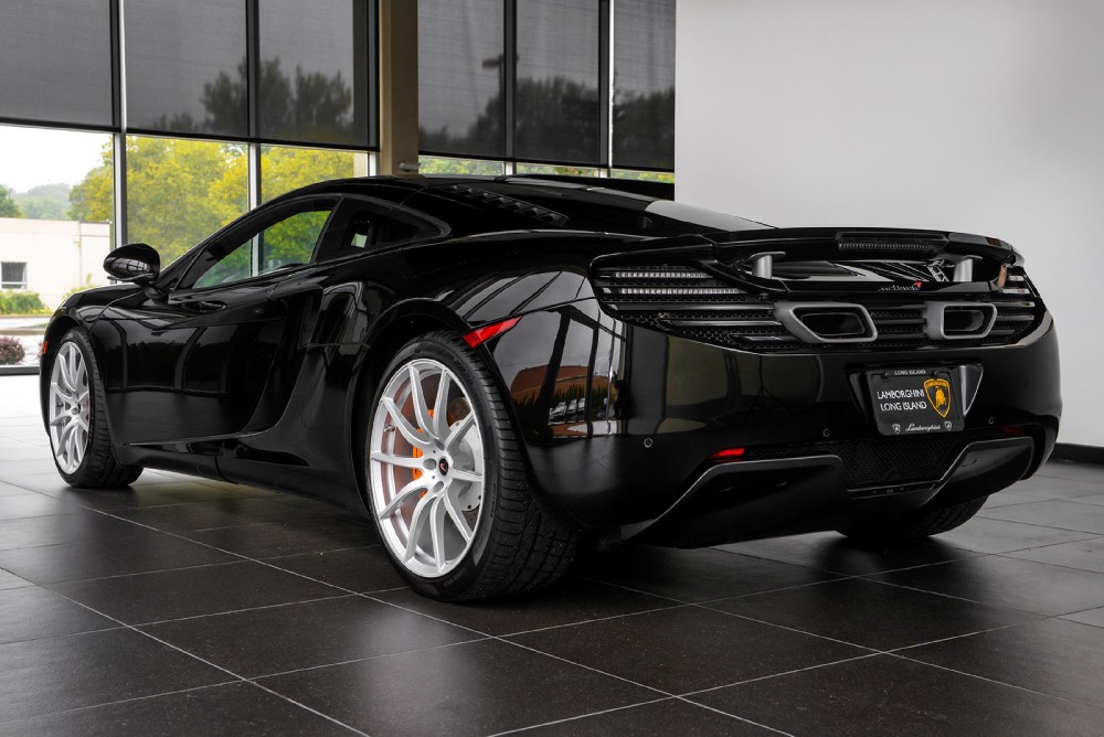 2013 McLaren MP4-12C Image 2