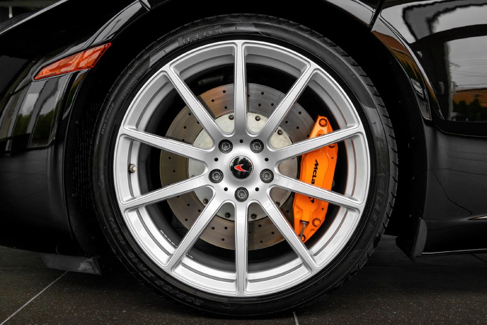 2013 McLaren MP4-12C Image 4