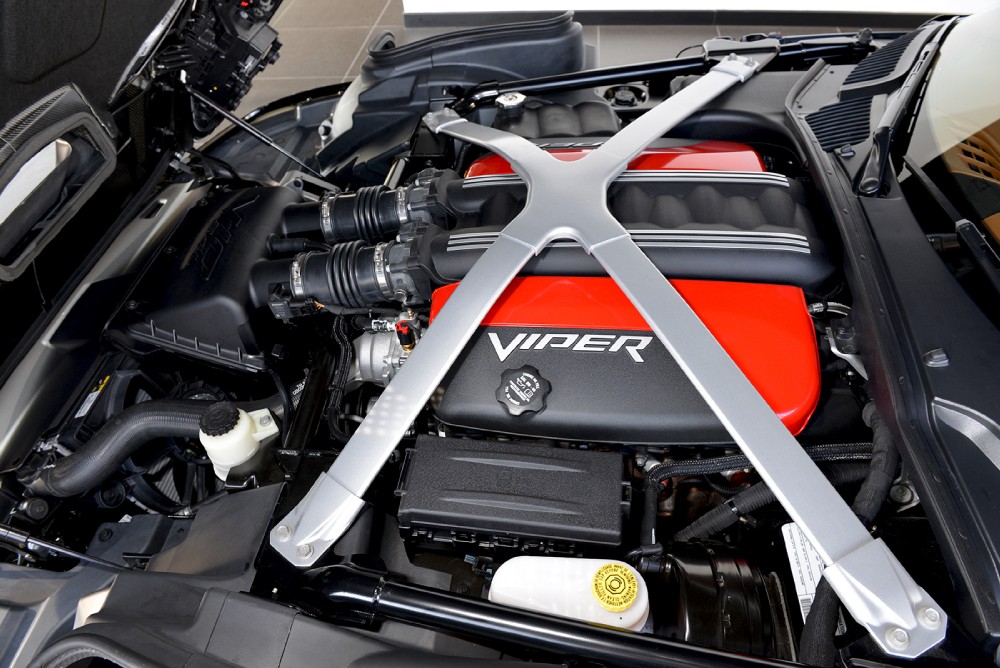 2013 Dodge SRT Viper GTS Image 18