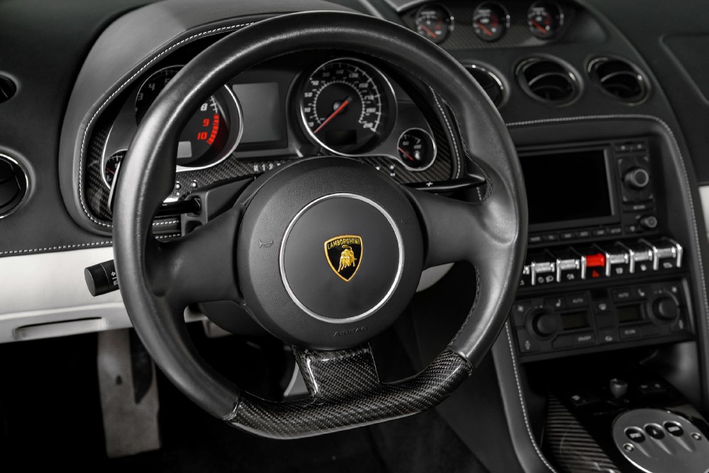2011 Lamborghini Gallardo Image 12