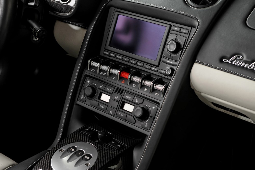 2011 Lamborghini Gallardo Image 9