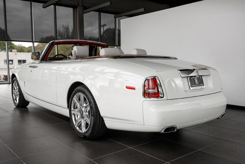 2015 Rolls-Royce Phantom Drophead Coupe (Series II) Image 2