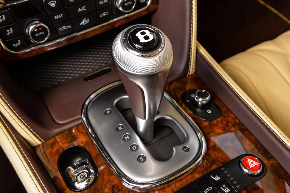 2015 Bentley Flying Spur V8 Image 20