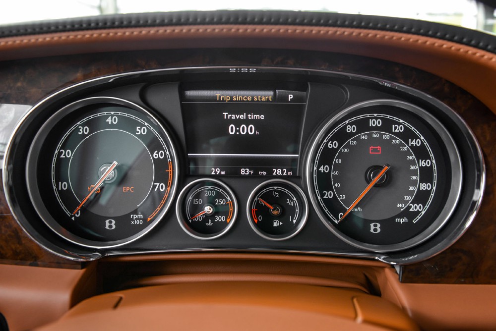 2015 Bentley Flying Spur V8 Image 25