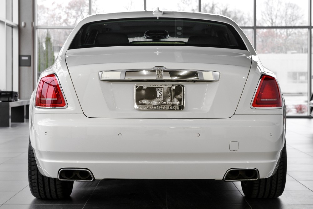 2010 Rolls-Royce Ghost Image 13