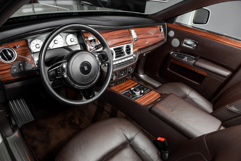 2010 Rolls-Royce Ghost Image 4