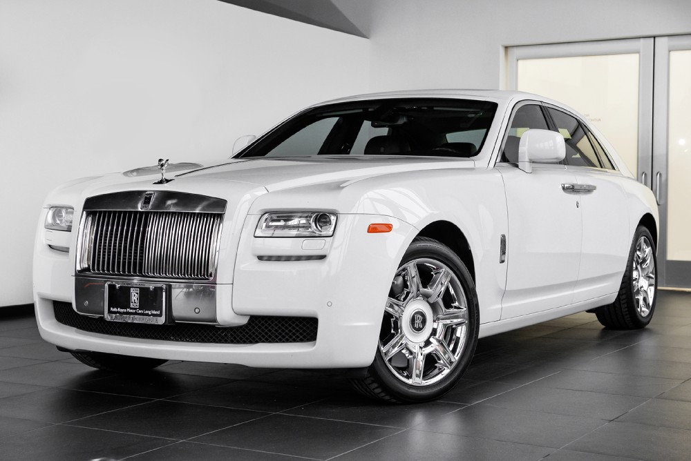 2010 Rolls-Royce Ghost Image 1