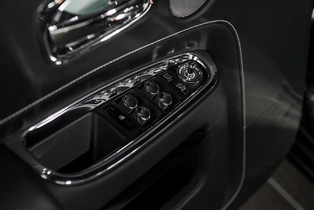 2015 Rolls-Royce Ghost Series II Image 16