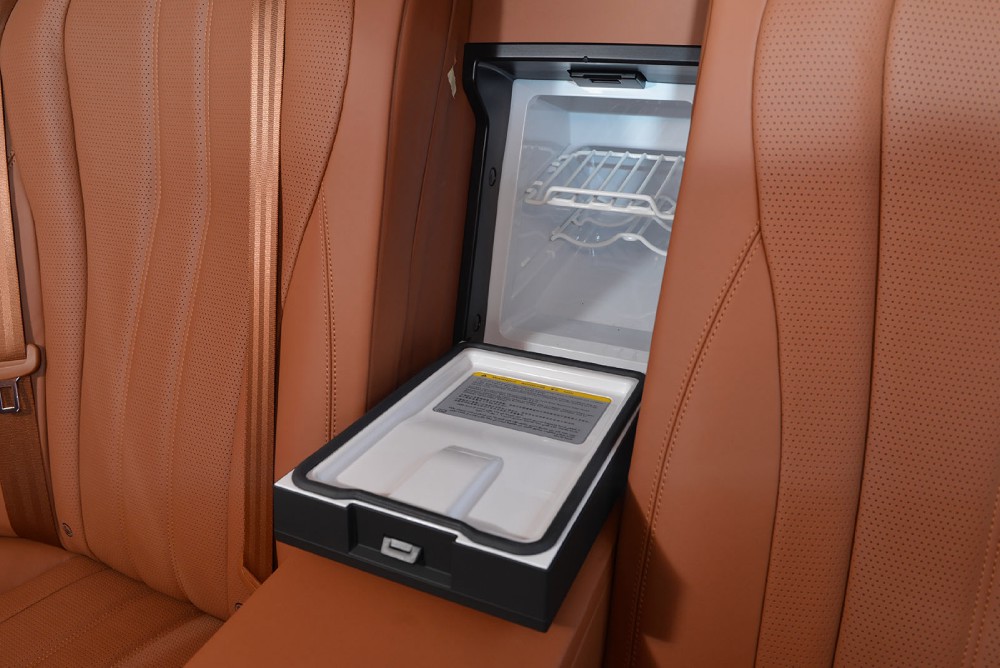 2015 Bentley Flying Spur Image 18