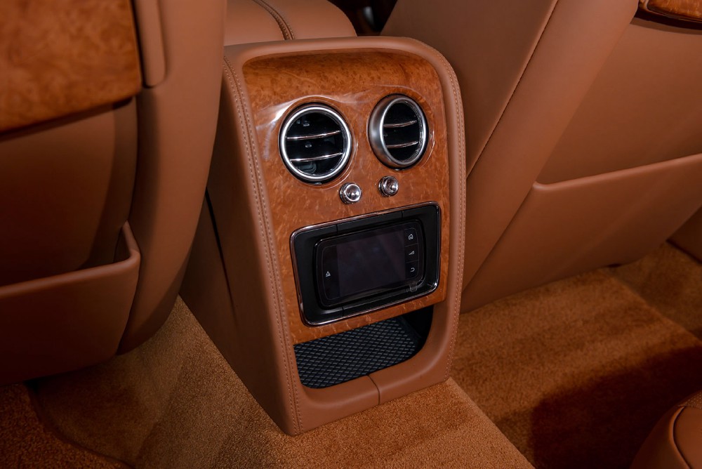 2015 Bentley Flying Spur Image 22