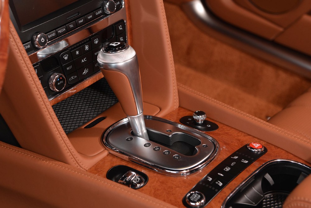 2015 Bentley Flying Spur Image 6