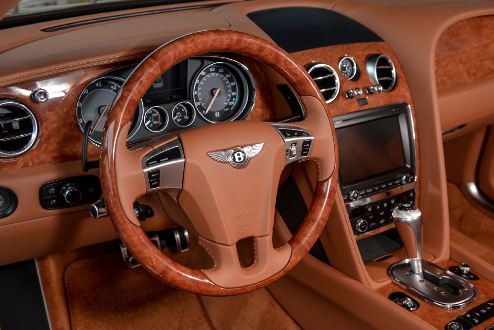2015 Bentley Flying Spur Image 8