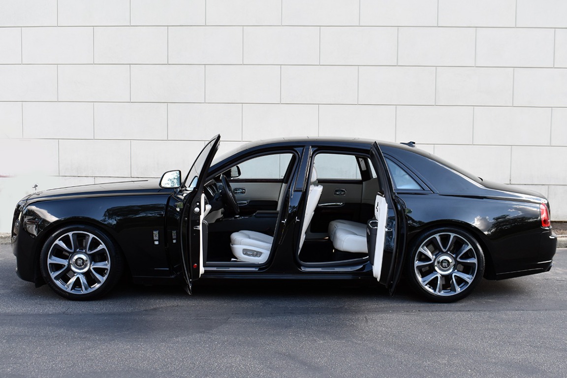 2015 Rolls-Royce Ghost Series II Image 12
