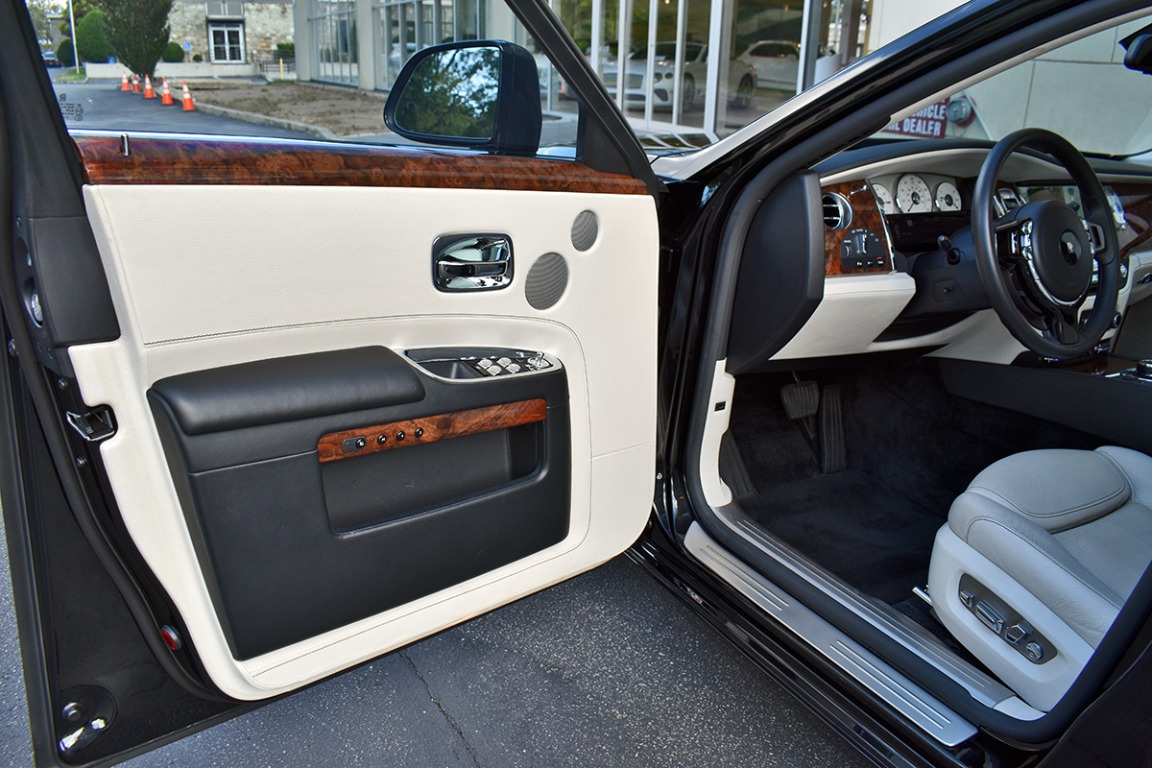 2015 Rolls-Royce Ghost Series II Image 4