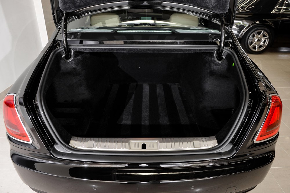 2015 Rolls-Royce Ghost Series II Image 14