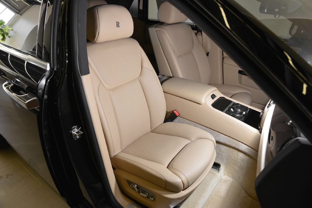 2015 Rolls-Royce Ghost Series II Image 17