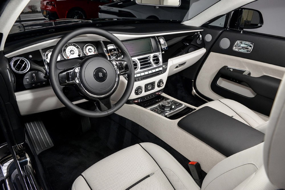 2015 Rolls-Royce Wraith Image 3