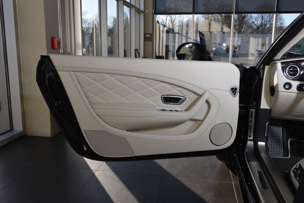 2015 Bentley Continental GT V8 S Convertible Image 12