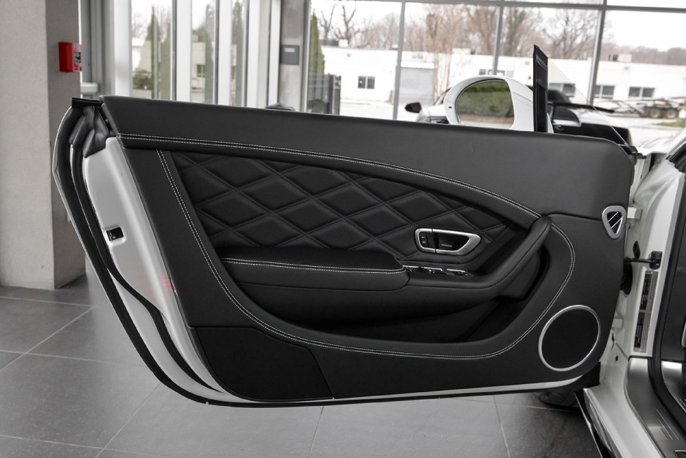 2015 Bentley Continental GT V8 S Convertible Image 18