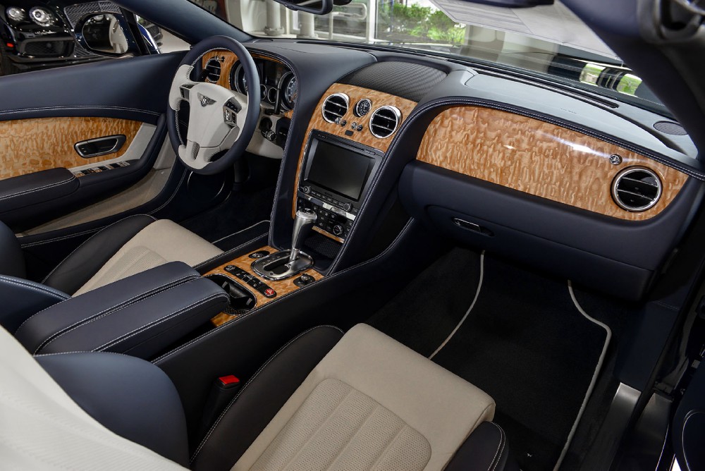 2015 Bentley Continental GT V8 S Convertible Image 6