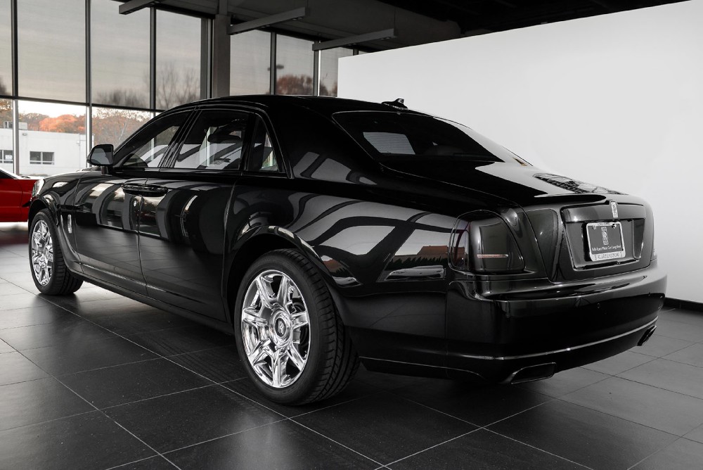 2013 Rolls-Royce Ghost Image 2