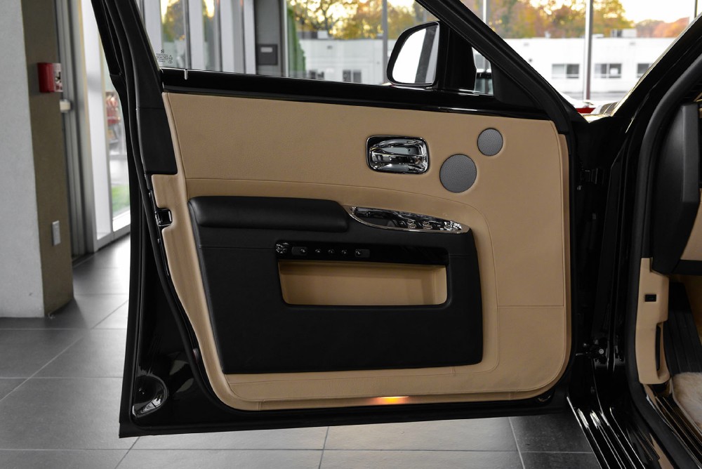 2013 Rolls-Royce Ghost Image 5
