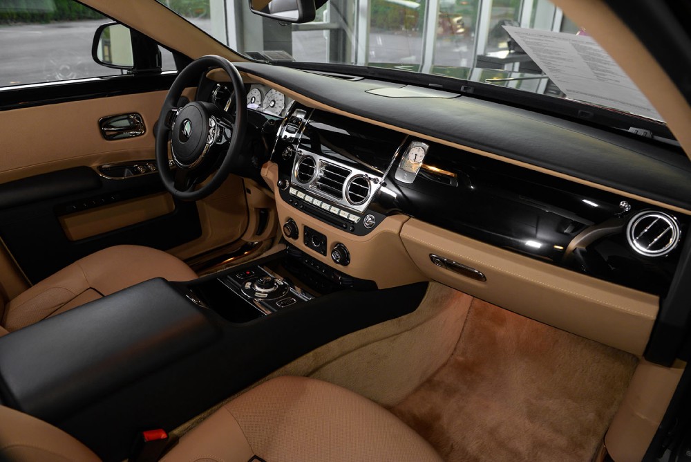 2013 Rolls-Royce Ghost Image 8