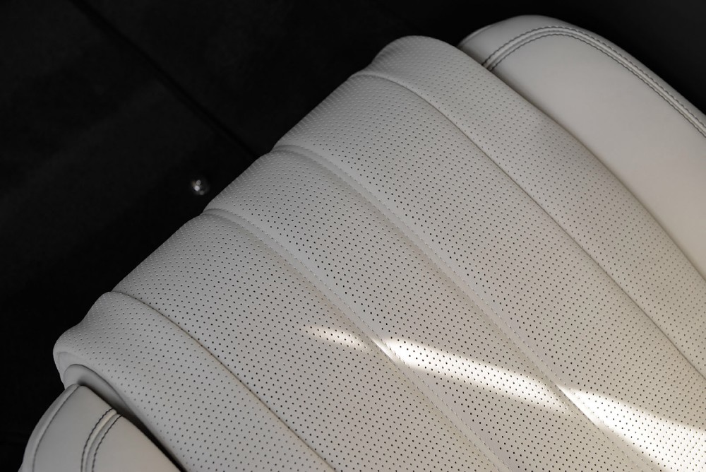 2015 Bentley Flying Spur V8 Image 16