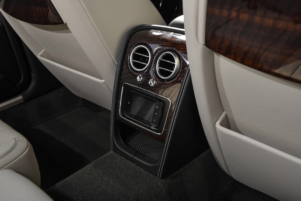 2015 Bentley Flying Spur V8 Image 26