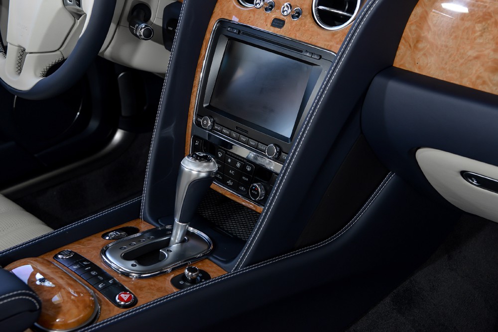 2015 Bentley Flying Spur V8 Image 16